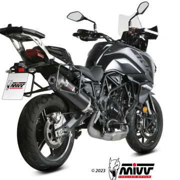 Escape Benelli TRK 702 - X 2023-2024 MIVV Oval Black copa Carbono E.012.LVC - vista 2